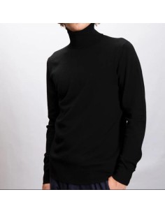 Maglia a collo alto